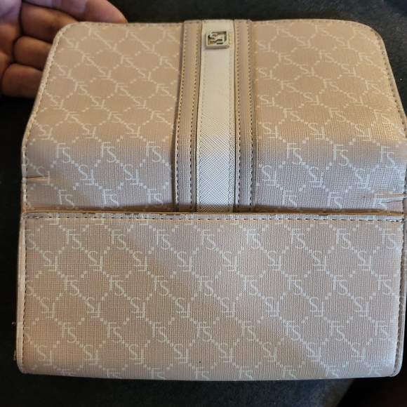 Franco Sarto Wallet - Picture 7 of 10